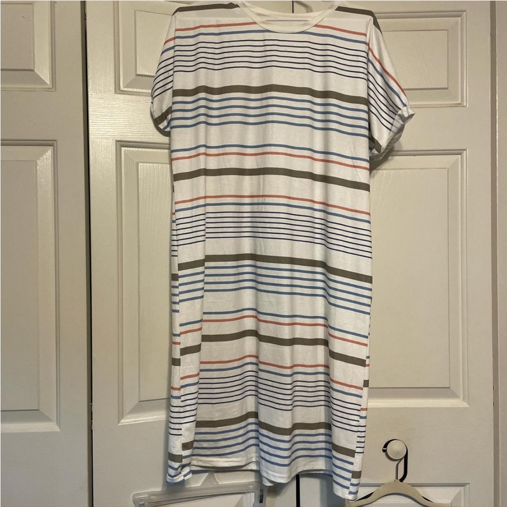 XL Striped Short Sleeve Dress